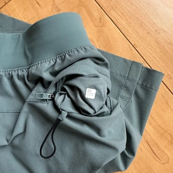 Lululemon Athletica Shorts - Picture 4 of 4
